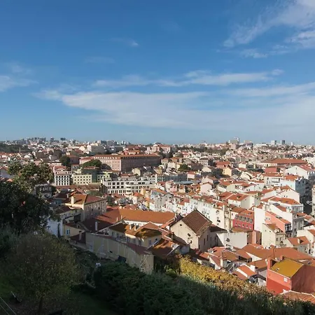 Modern With View Near Castelo De Sao Jorge * Lisbon