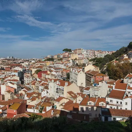 Modern With View Near Castelo De Sao Jorge * Lisbon