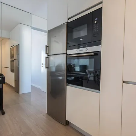 Modern With View Near Castelo De Sao Jorge Apartment